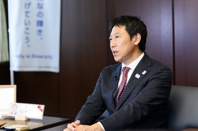 スポーツ庁長官に直撃取材！（後編） 「長官！ オリパラをきっかけにみんなの気持ちも変わりますか？」