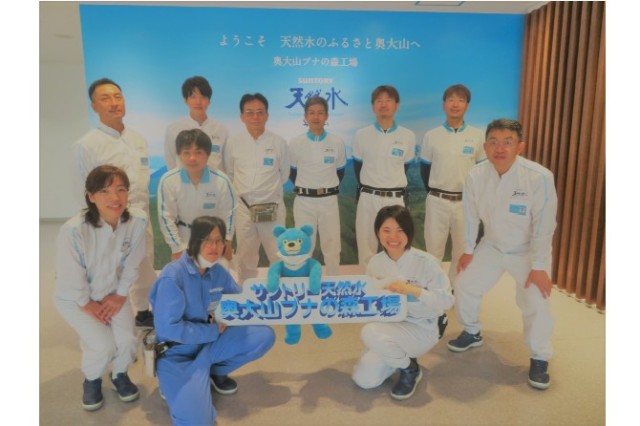 「工場勤務者はシフト制の為、リアルのイベントだと日程を決めても参加できない人が出ていました。今回はオンラインで自分の都合で自由に参加できるので、今まで参加できなかったメンバーの参加率も上がりました。」